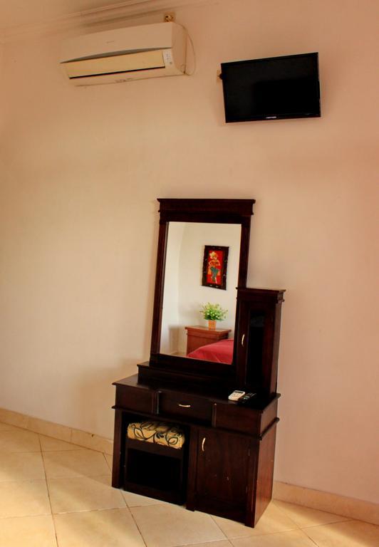 Arya Inn Enny Salon And Spa Нуса Лембонган Стая снимка